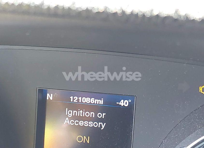 Photo 16 of 2012 Chrysler 300c N/A (VIN 2C3CCAET2CH261096)