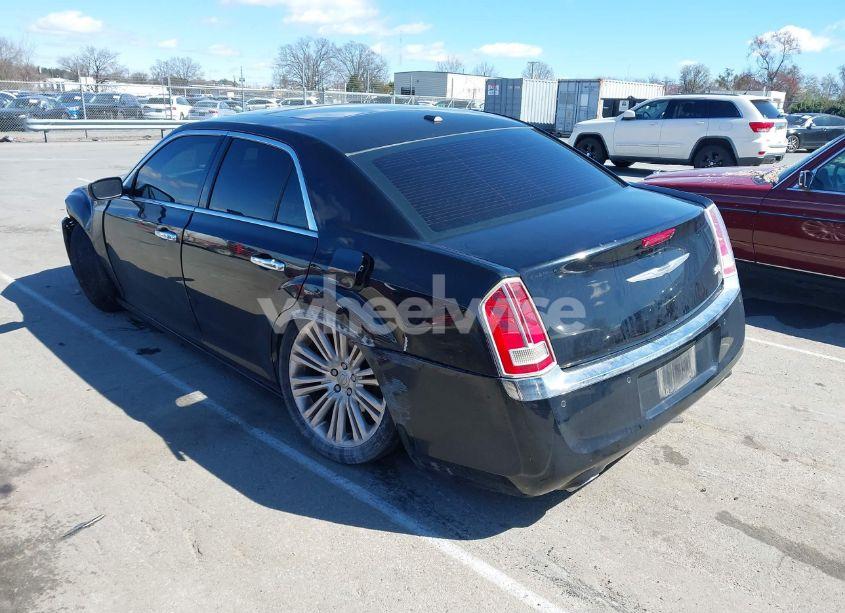 Photo 3 of 2013 Chrysler 300c (VIN 2C3CCAET2DH600537)