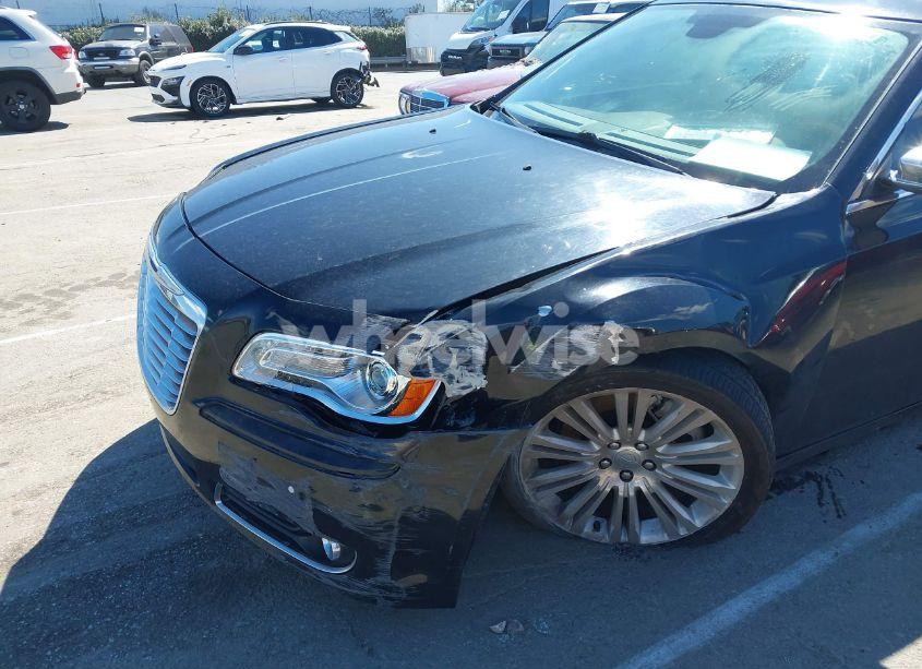 Photo 6 of 2013 Chrysler 300c (VIN 2C3CCAET2DH600537)