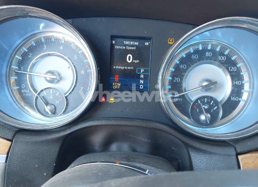 Photo 7 of 2013 Chrysler 300c (VIN 2C3CCAET2DH600537)