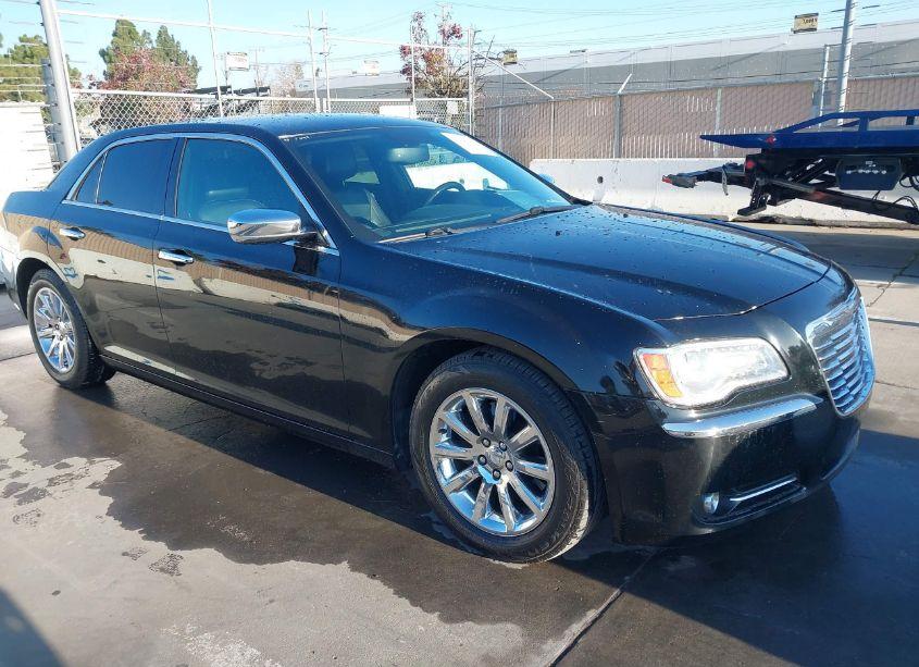 2013 Chrysler 300c (VIN 2C3CCAET2DH650466) main photo