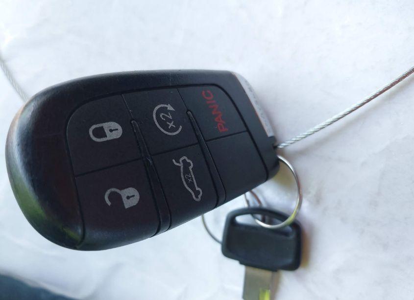 Photo 11 of 2013 Chrysler 300c (VIN 2C3CCAET2DH650466)