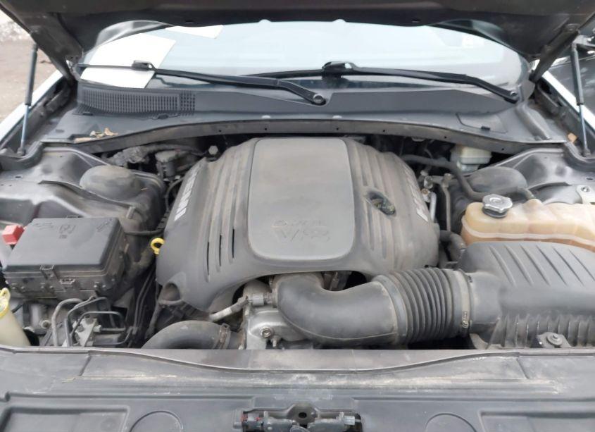 Photo 10 of 2013 Chrysler 300c (VIN 2C3CCAET2DH687517)