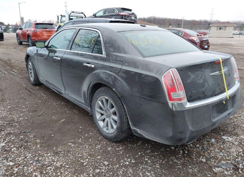 Photo 3 of 2013 Chrysler 300c (VIN 2C3CCAET2DH687517)
