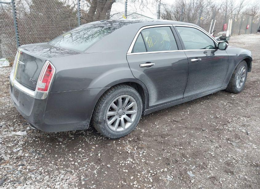Photo 4 of 2013 Chrysler 300c (VIN 2C3CCAET2DH687517)
