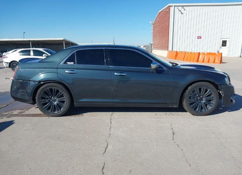 Photo 13 of 2013 Chrysler 300c (VIN 2C3CCAET3DH644630)