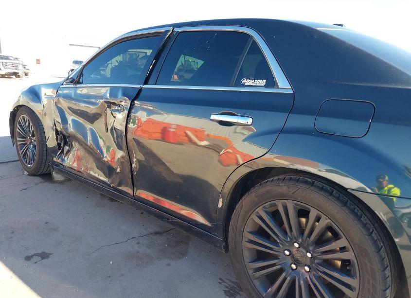 Photo 6 of 2013 Chrysler 300c (VIN 2C3CCAET3DH644630)