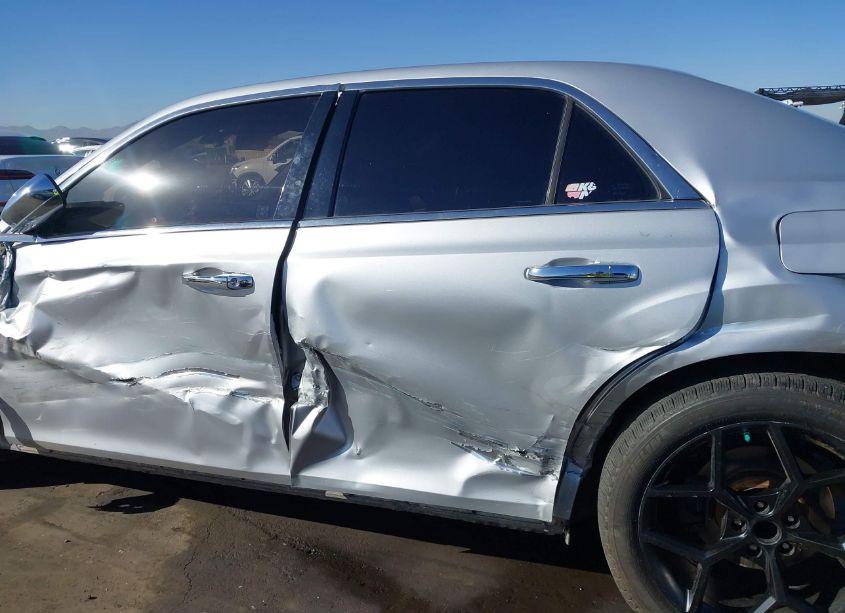 Photo 15 of 2012 Chrysler 300c N/A (VIN 2C3CCAET4CH242582)