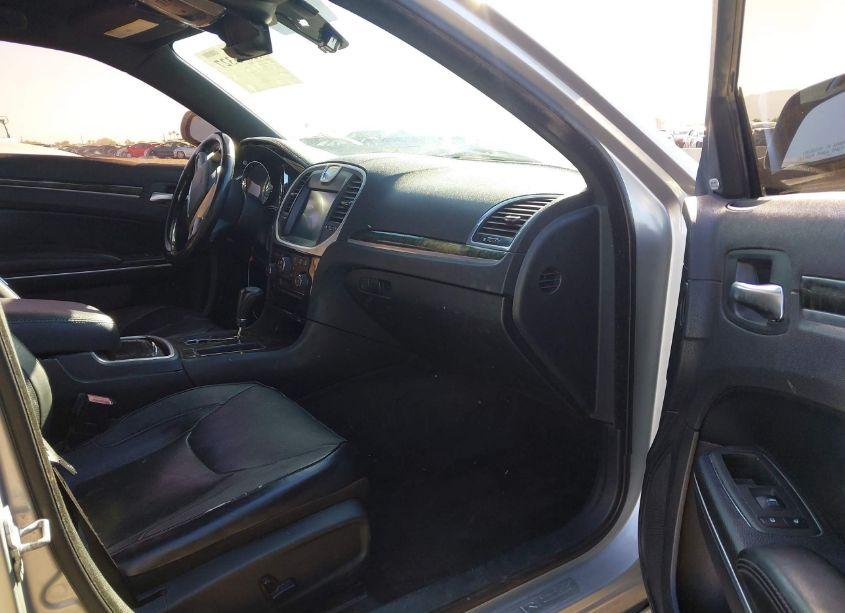 Photo 5 of 2012 Chrysler 300c N/A (VIN 2C3CCAET4CH242582)