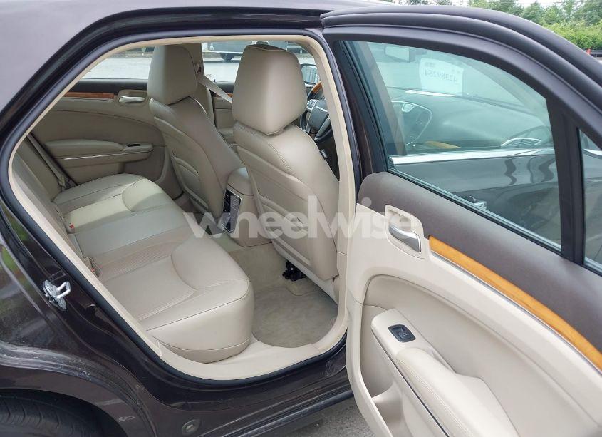 Photo 8 of 2012 Chrysler 300c N/A (VIN 2C3CCAET5CH188208)