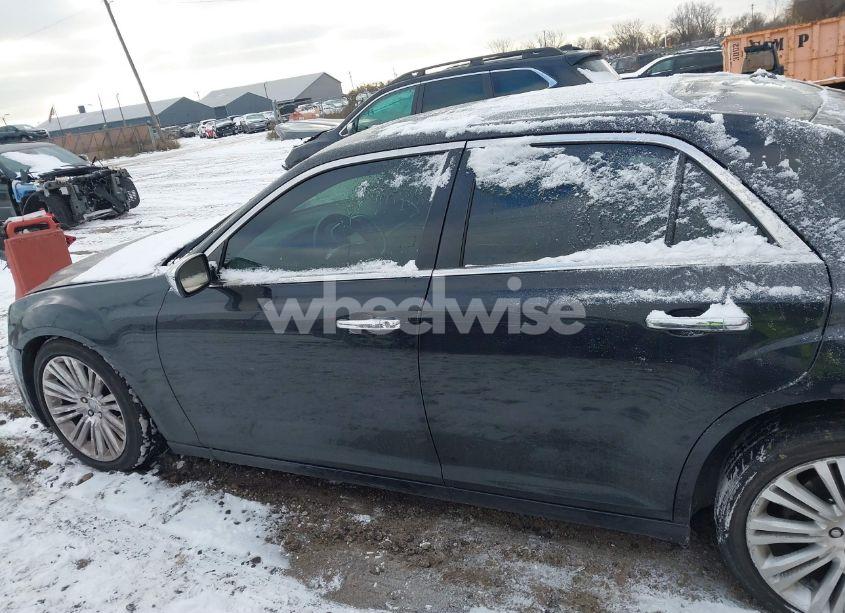 Photo 15 of 2013 Chrysler 300c (VIN 2C3CCAET6DH687858)