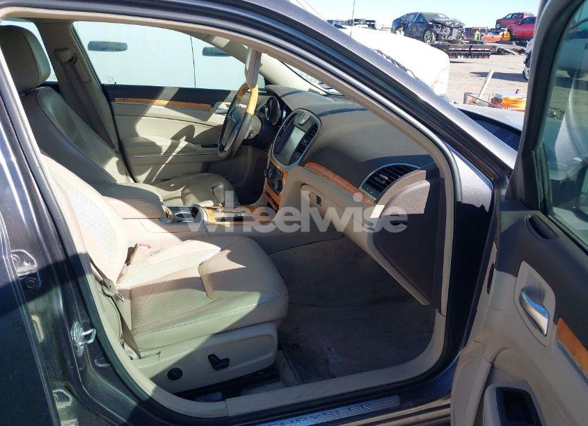 Photo 5 of 2013 Chrysler 300c (VIN 2C3CCAET7DH660734)