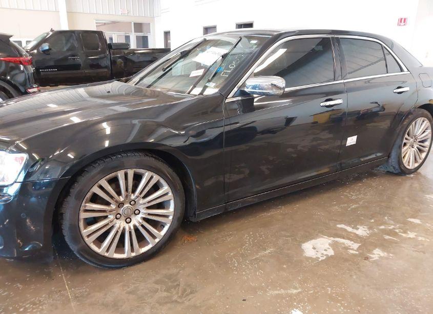 Photo 15 of 2013 Chrysler 300c (VIN 2C3CCAET7DH703002)