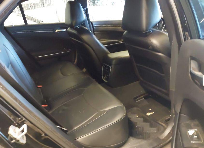 Photo 8 of 2013 Chrysler 300c (VIN 2C3CCAET7DH703002)