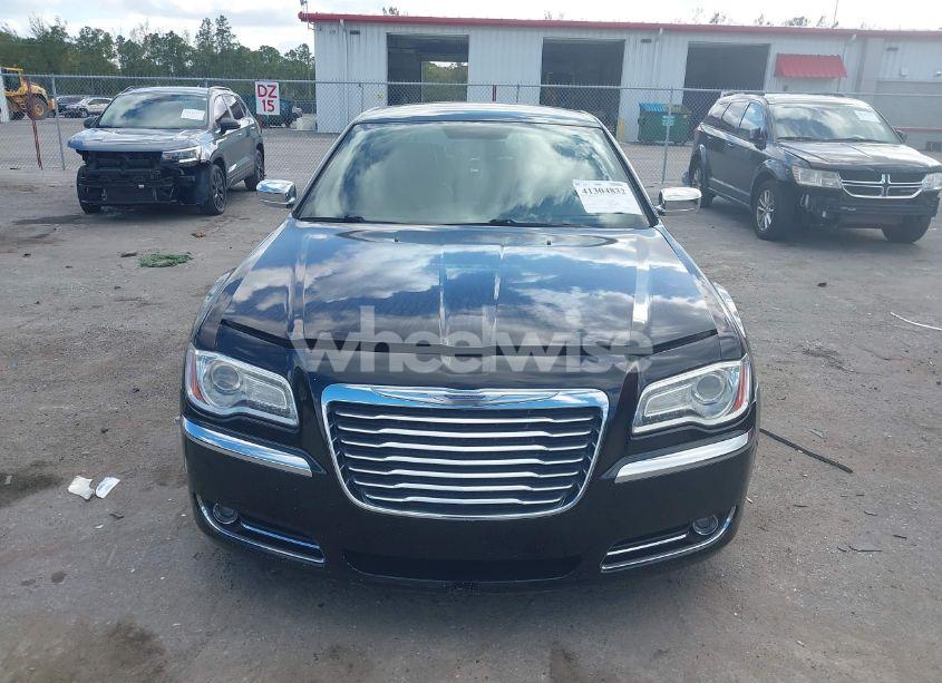 Photo 12 of 2013 Chrysler 300c (VIN 2C3CCAET8DH541381)