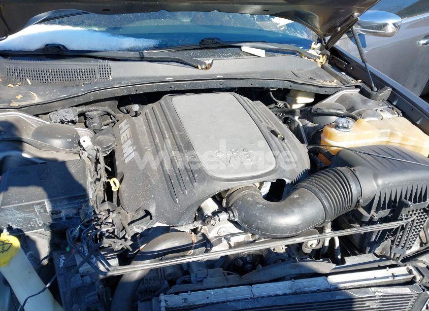 Photo 10 of 2013 Chrysler 300c (VIN 2C3CCAET8DH650245)