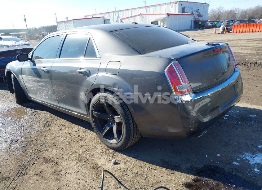 Photo 3 of 2013 Chrysler 300c (VIN 2C3CCAET8DH650245)