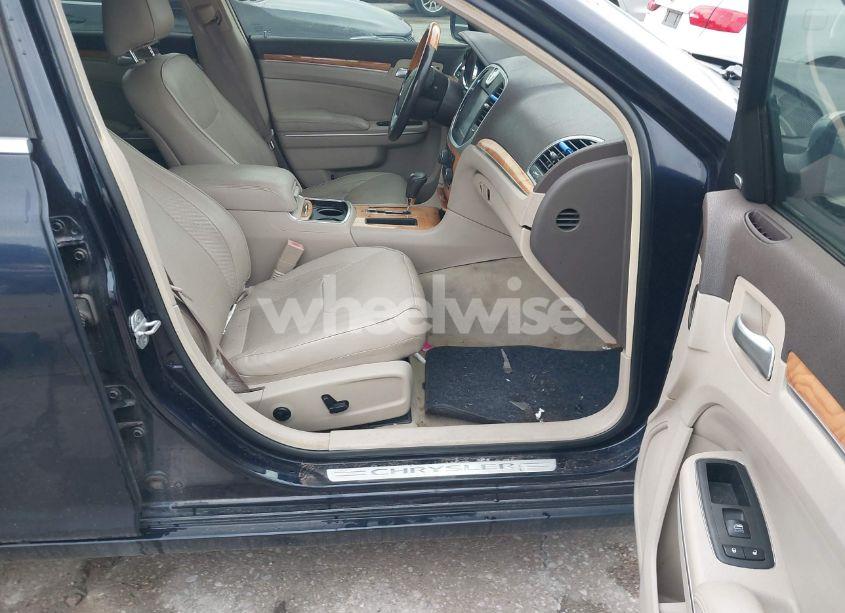 Photo 5 of 2012 Chrysler 300c N/A (VIN 2C3CCAET9CH279806)