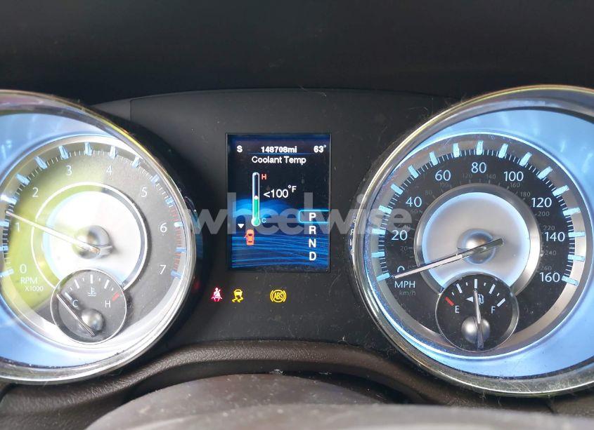 Photo 7 of 2012 Chrysler 300c N/A (VIN 2C3CCAET9CH279806)