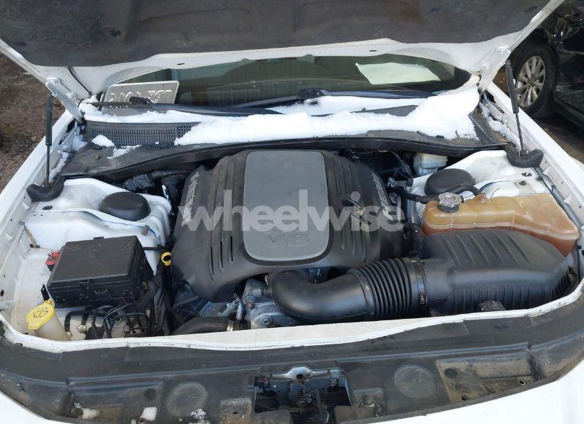 Photo 10 of 2013 Chrysler 300c (VIN 2C3CCAET9DH564412)