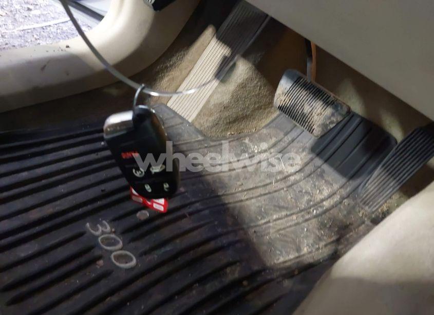 Photo 11 of 2013 Chrysler 300c (VIN 2C3CCAET9DH564412)