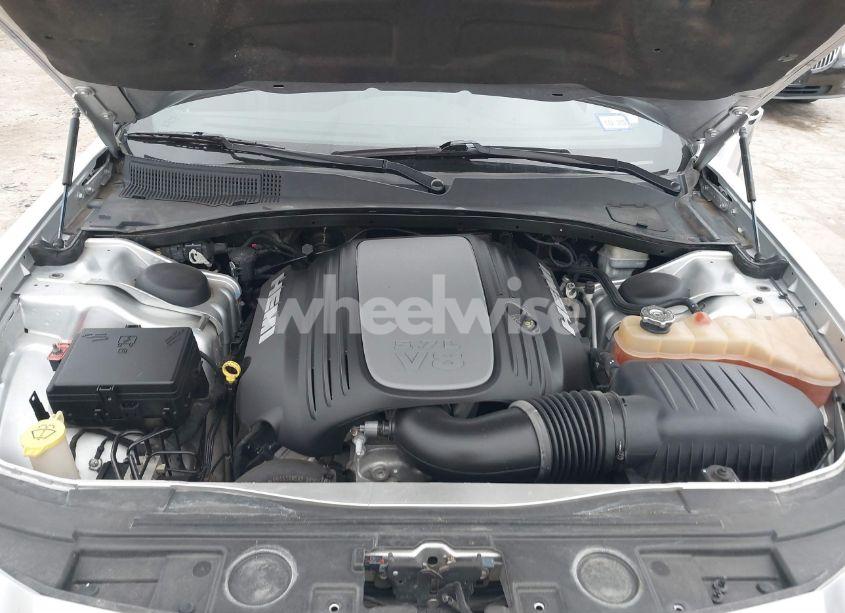 Photo 10 of 2012 Chrysler 300c N/A (VIN 2C3CCAETXCH232719)