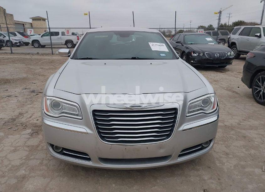 Photo 12 of 2012 Chrysler 300c N/A (VIN 2C3CCAETXCH232719)