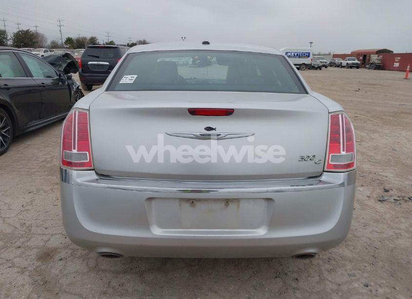 Photo 16 of 2012 Chrysler 300c N/A (VIN 2C3CCAETXCH232719)