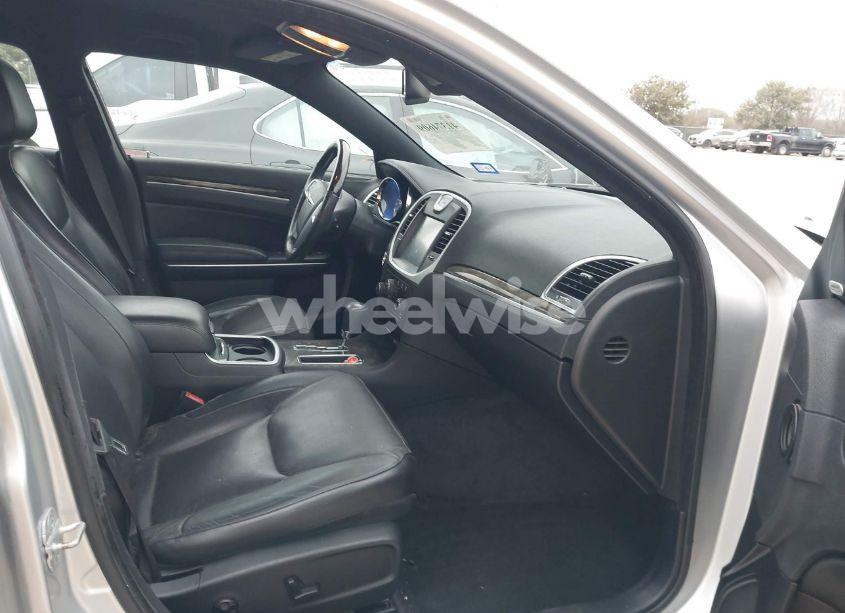 Photo 5 of 2012 Chrysler 300c N/A (VIN 2C3CCAETXCH232719)