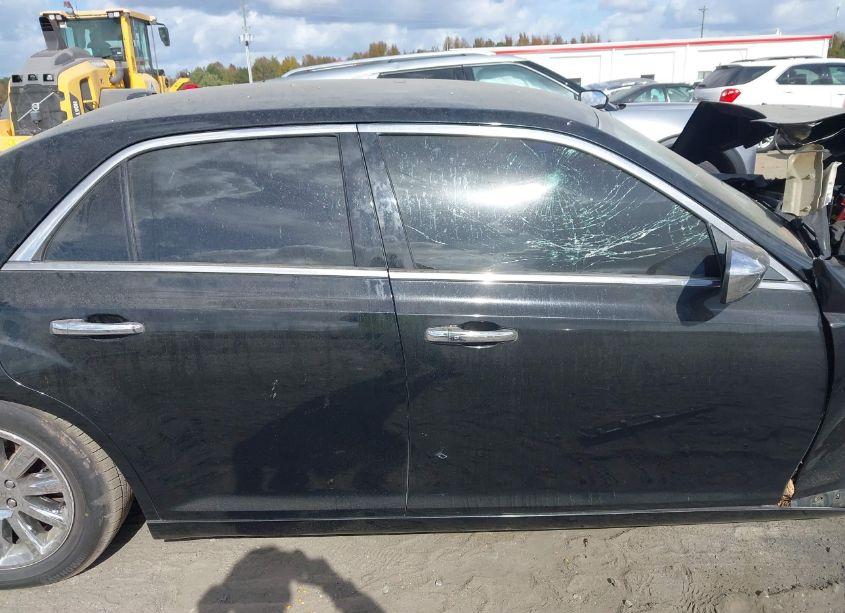 Photo 13 of 2013 Chrysler 300c (VIN 2C3CCAETXDH532505)