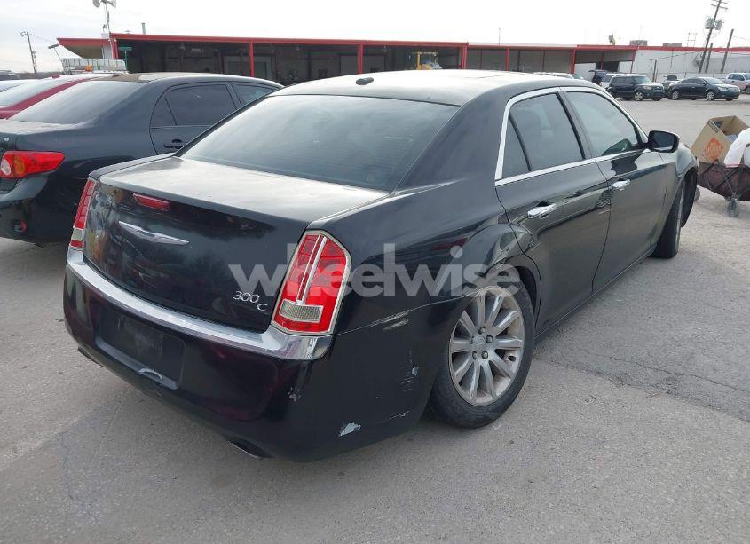 Photo 4 of 2013 Chrysler 300c (VIN 2C3CCAETXDH599153)