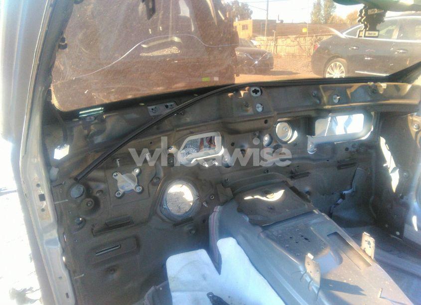 Photo 7 of 2012 Chrysler 300 SRT8 (VIN 2C3CCAFJ3CH800466)