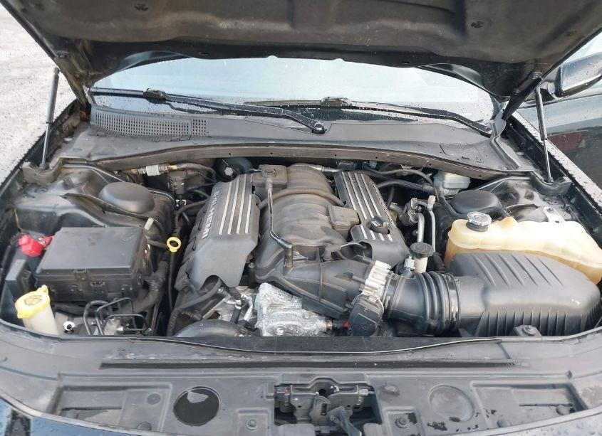 Photo 10 of 2014 Chrysler 300 SRT8 (VIN 2C3CCAFJ5EH206898)