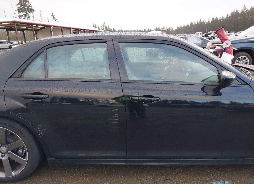 Photo 14 of 2014 Chrysler 300 SRT8 (VIN 2C3CCAFJ5EH206898)