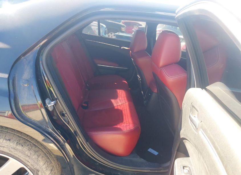 Photo 8 of 2012 Chrysler 300 SRT8 (VIN 2C3CCAFJ9CH800116)