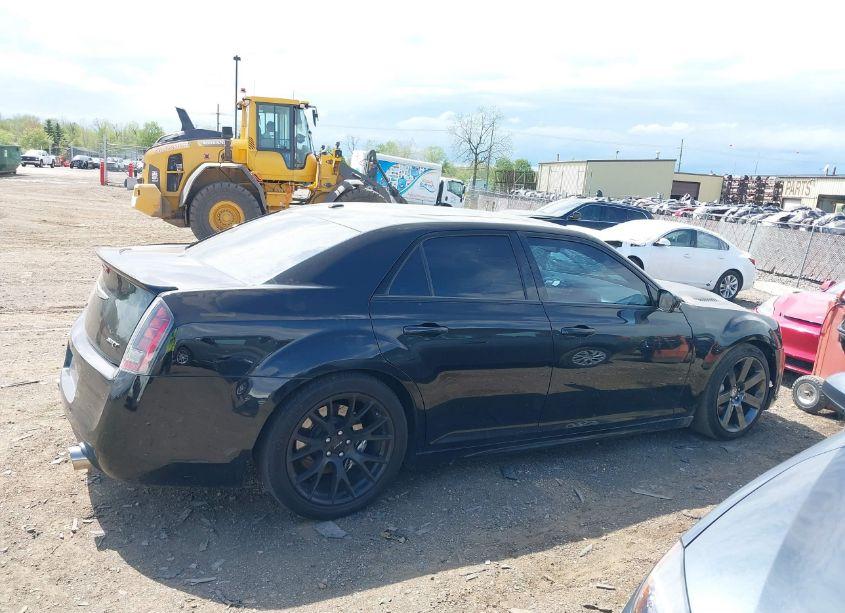 Photo 13 of 2014 Chrysler 300 SRT8 (VIN 2C3CCAFJXEH200336)