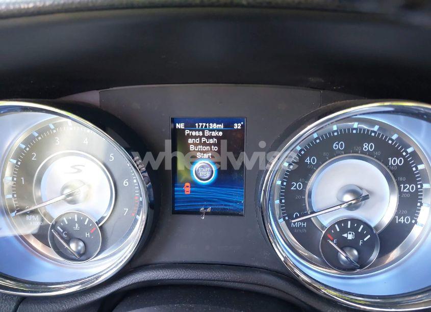 Photo 7 of 2012 Chrysler 300 S V6 (VIN 2C3CCAGG0CH141314)