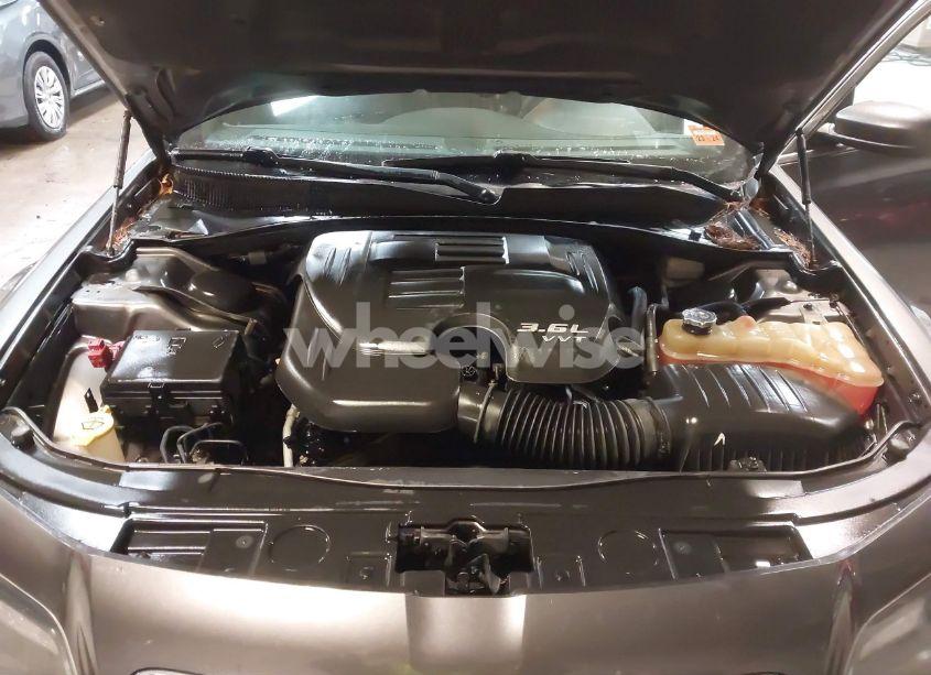 Photo 10 of 2014 Chrysler 300 300S (VIN 2C3CCAGG0EH179435)