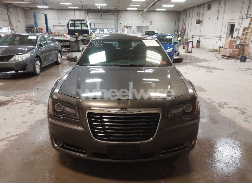 Photo 12 of 2014 Chrysler 300 300S (VIN 2C3CCAGG0EH179435)
