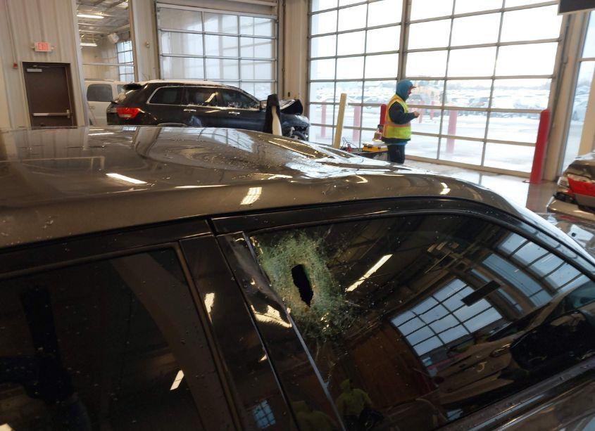 Photo 19 of 2019 Chrysler 300 300S AWD (VIN 2C3CCAGG0KH634442)