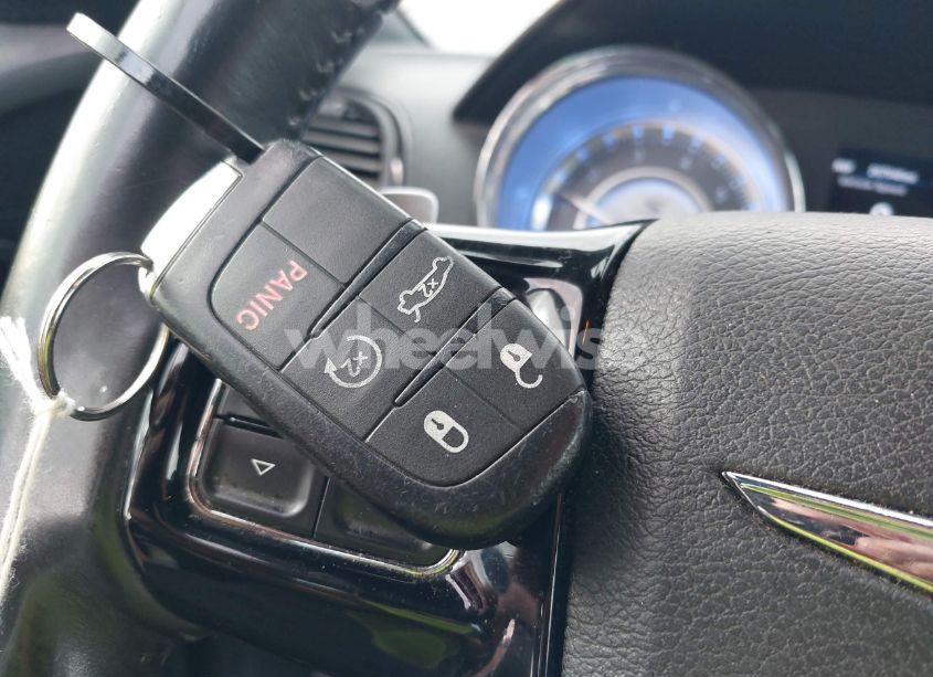 Photo 11 of 2014 Chrysler 300 300S (VIN 2C3CCAGG1EH323140)