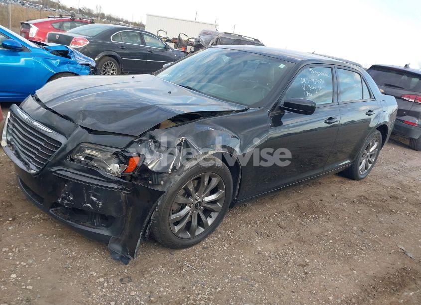 Photo 2 of 2014 Chrysler 300 300S (VIN 2C3CCAGG1EH323140)