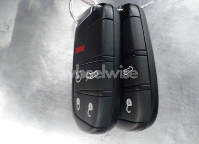 Photo 11 of 2015 Chrysler 300 300S (VIN 2C3CCAGG1FH923044)