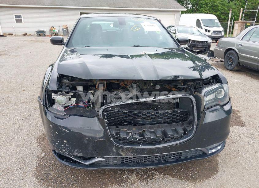 Photo 6 of 2015 Chrysler 300 300S (VIN 2C3CCAGG1FH923044)