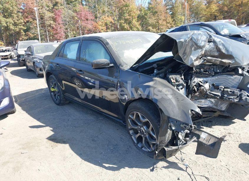 2016 Chrysler 300 300S (VIN 2C3CCAGG1GH152537) main photo
