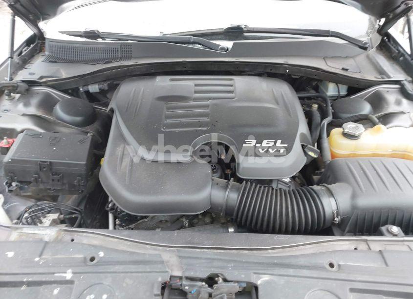 Photo 10 of 2016 Chrysler 300 300S (VIN 2C3CCAGG1GH209142)