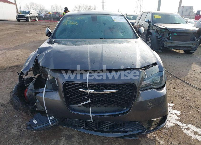 Photo 13 of 2016 Chrysler 300 300S (VIN 2C3CCAGG1GH209142)