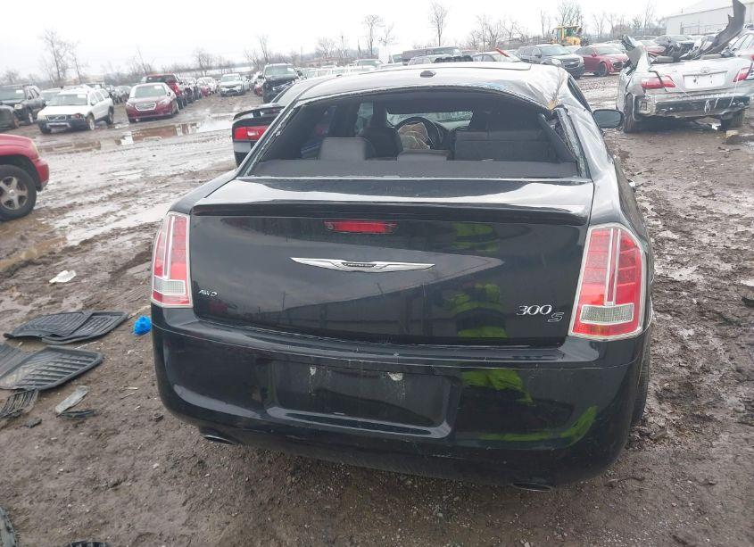 Photo 16 of 2014 Chrysler 300 300S (VIN 2C3CCAGG2EH222561)