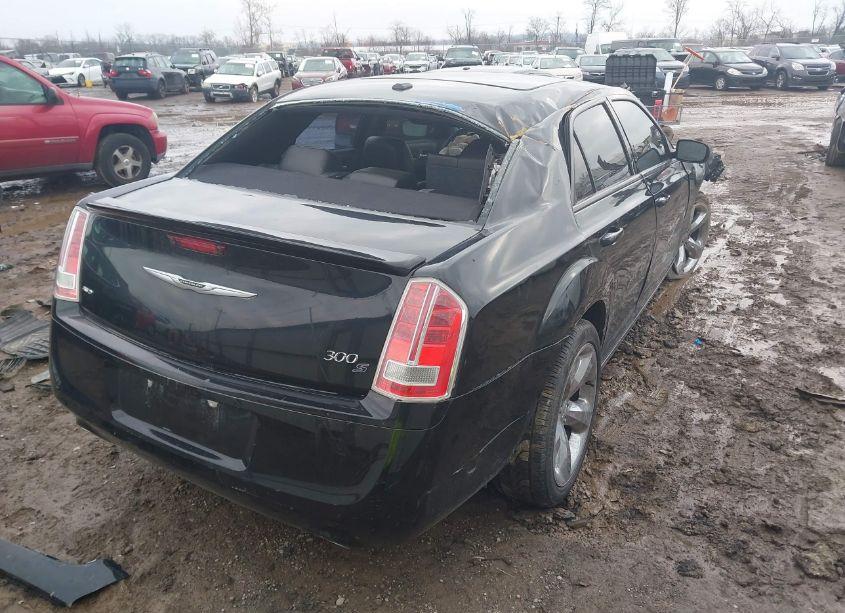 Photo 4 of 2014 Chrysler 300 300S (VIN 2C3CCAGG2EH222561)