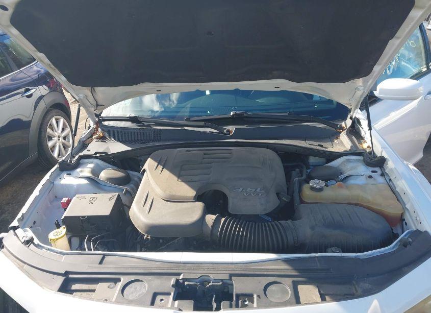 Photo 10 of 2014 Chrysler 300 300S (VIN 2C3CCAGG2EH381855)